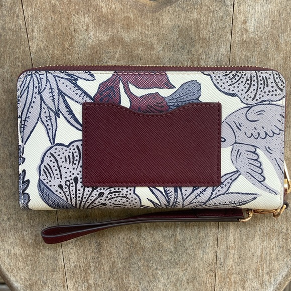 Tory Burch Purple Wonderland Vine Saffiano Leather Zip Around Wristlet Wallet - Picture 6 of 8